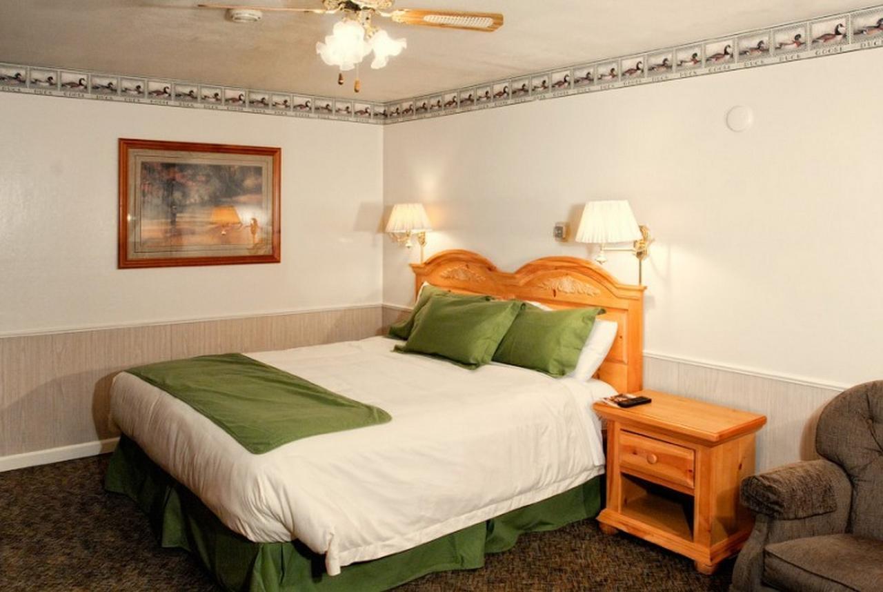 June Lake Motel Esterno foto